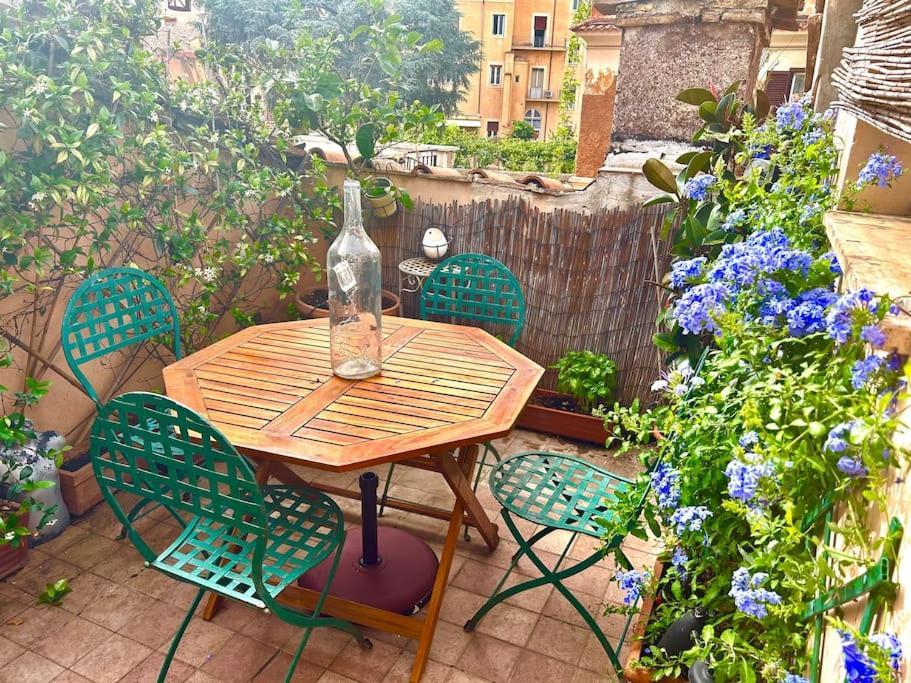 Centralissimo Appartamento Con Terrazza Roma Exterior foto